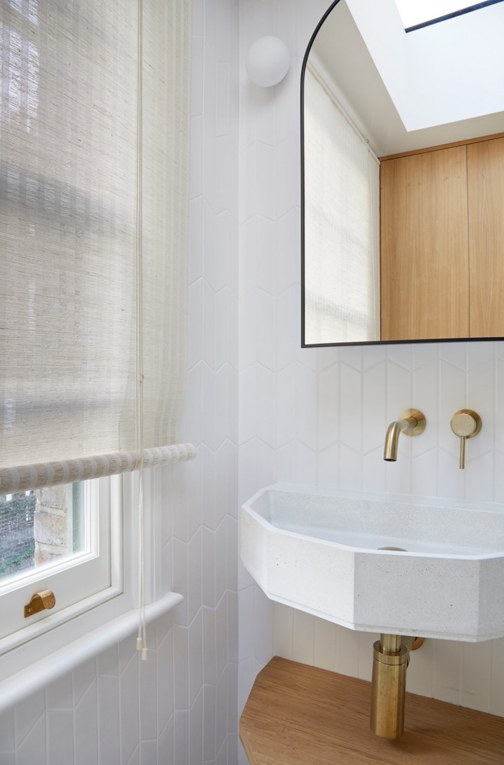 Islington Townhouse II | Family Bathroom | Interior Designers